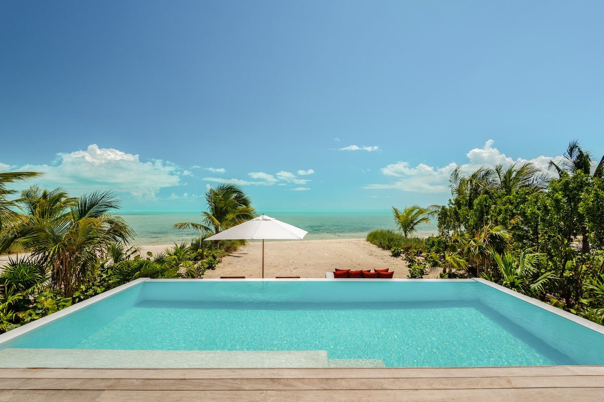 Beach Enclave Long Bay 4Bed Beach House gallery image 2