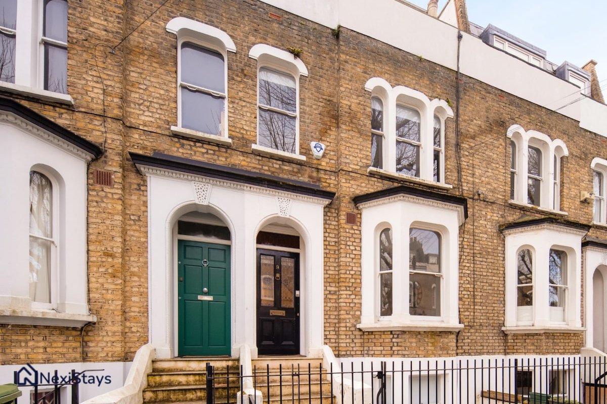 10 Mins Walk to The Oval | The Kennington Retreat gallery image 4