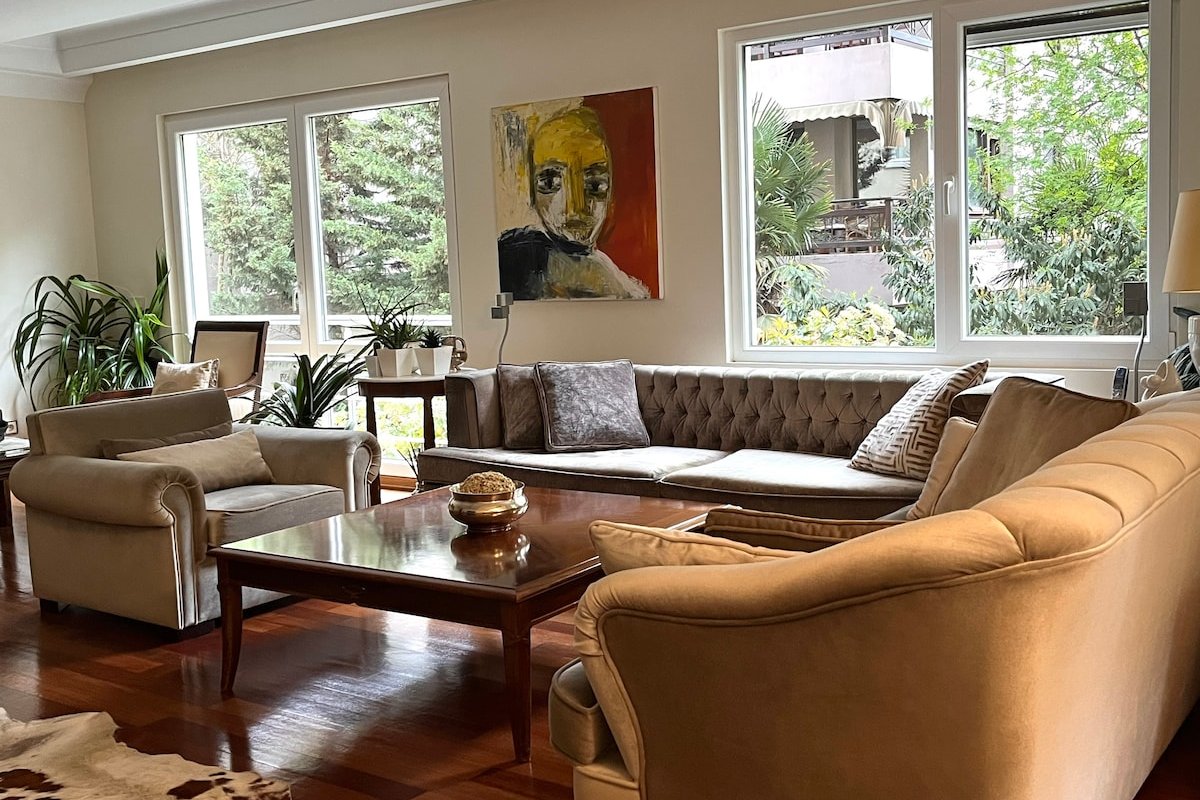 Luxurious Flat with swimpool by the Seaside gallery image 4