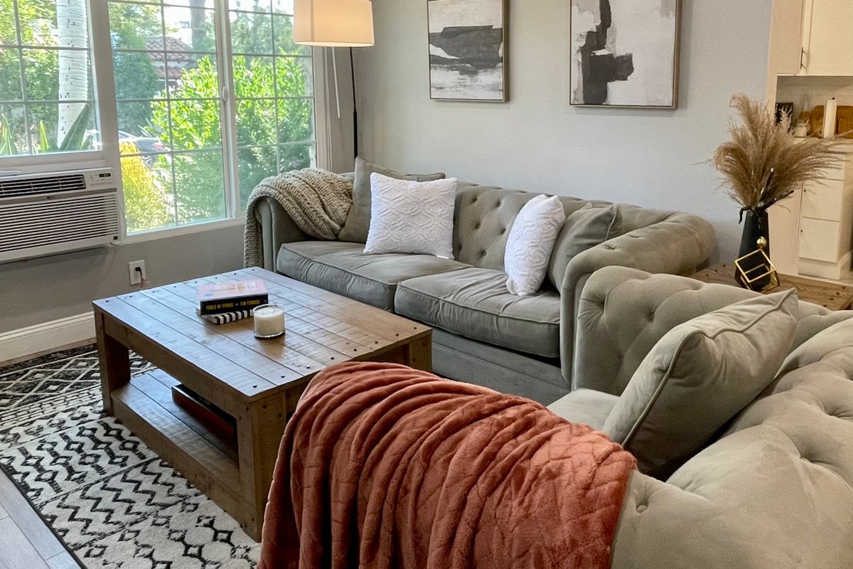 Lux Condo in West Hollywood with Private Parking