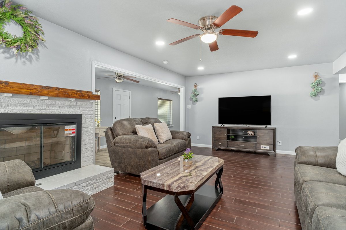 Home in Dallas / Entire Home