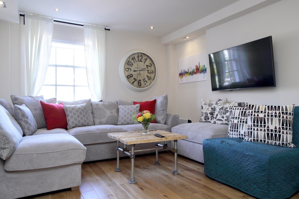 Luxury private home in Edinburgh gallery image 4