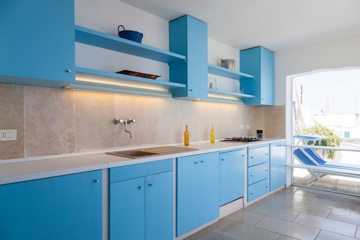 Paradiso Penthouse: Luxury Apartment Monopoli gallery image 3