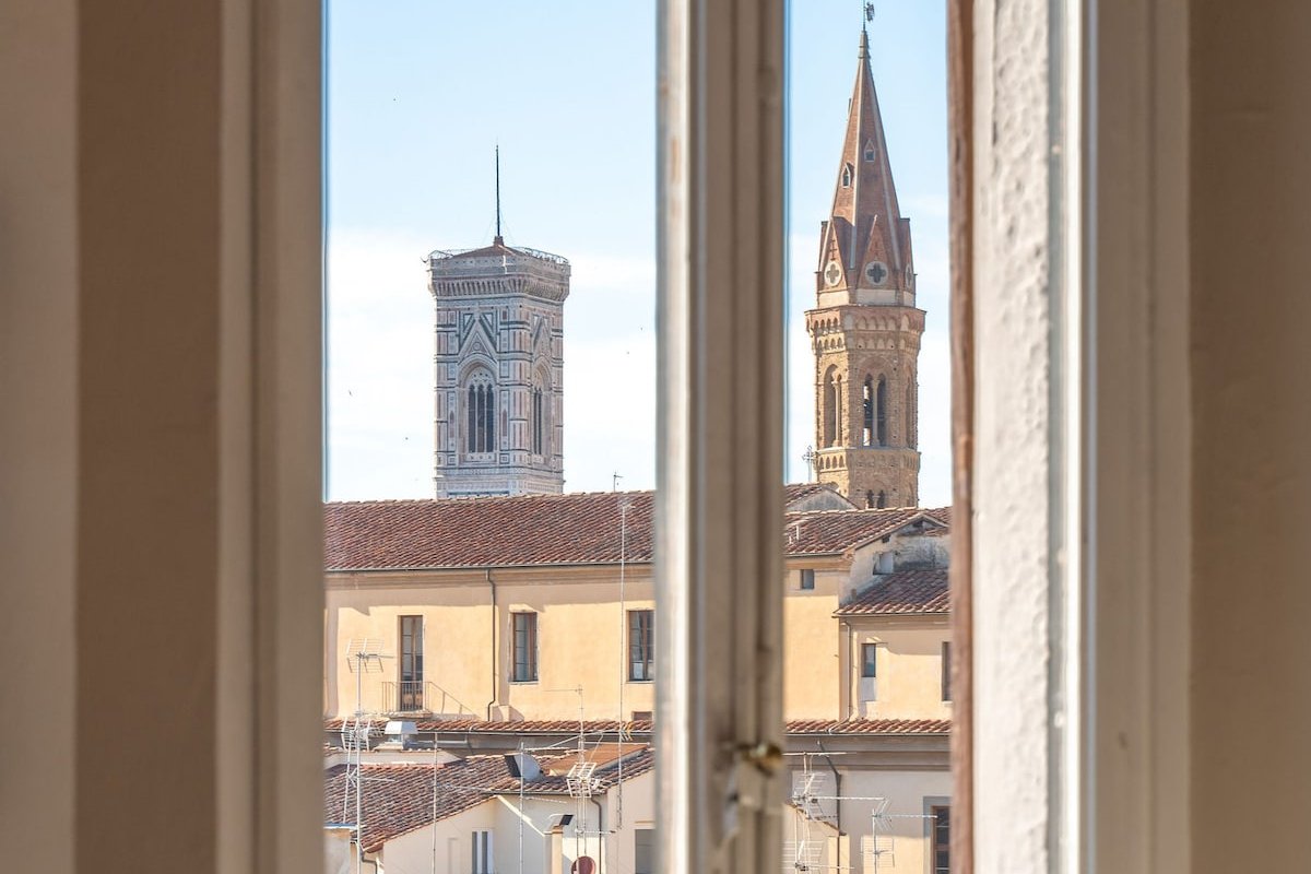 Attico in Palazzo antico vista mozzafiato gallery image 5