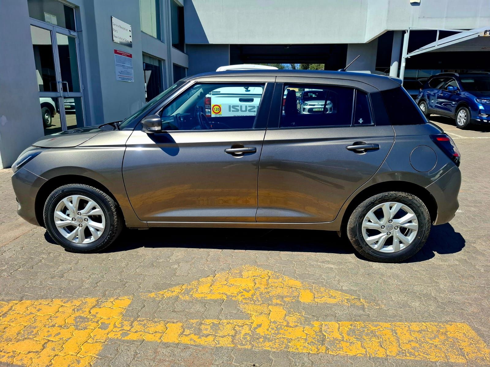 Used car gallery