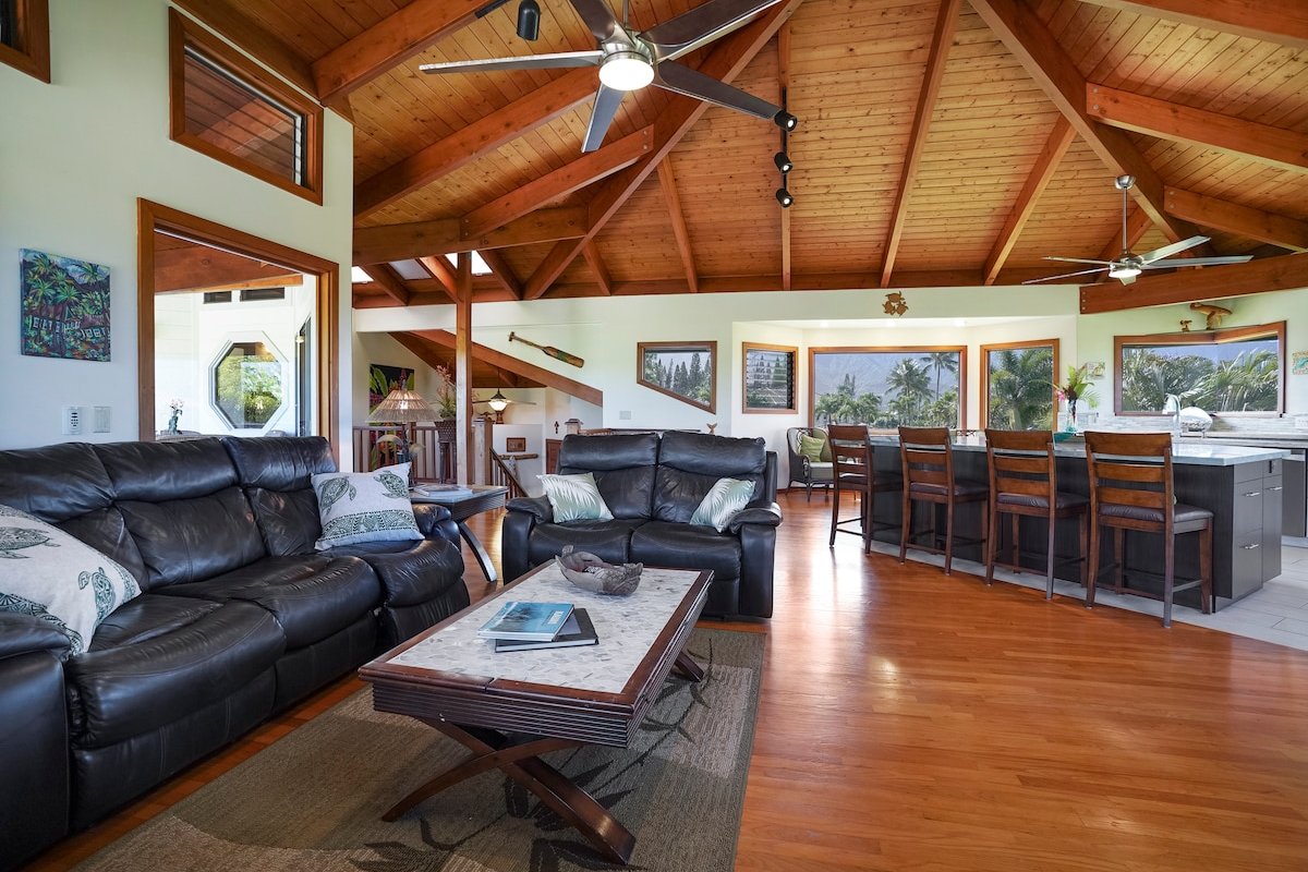 Sunset Waterfall House In Kauai gallery image 4