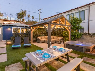 La Jolla Beach Bungalow | 4BR w/ Hot Tub & Casita