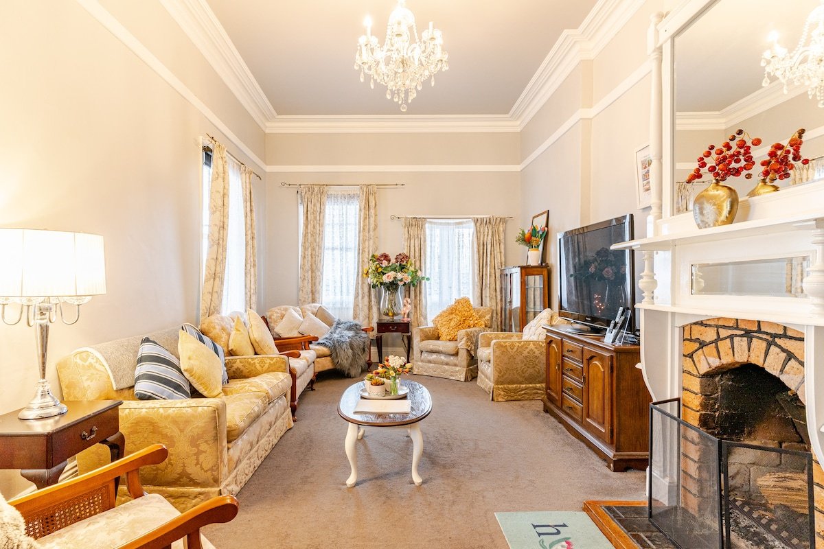 Blackwood House gallery image 2