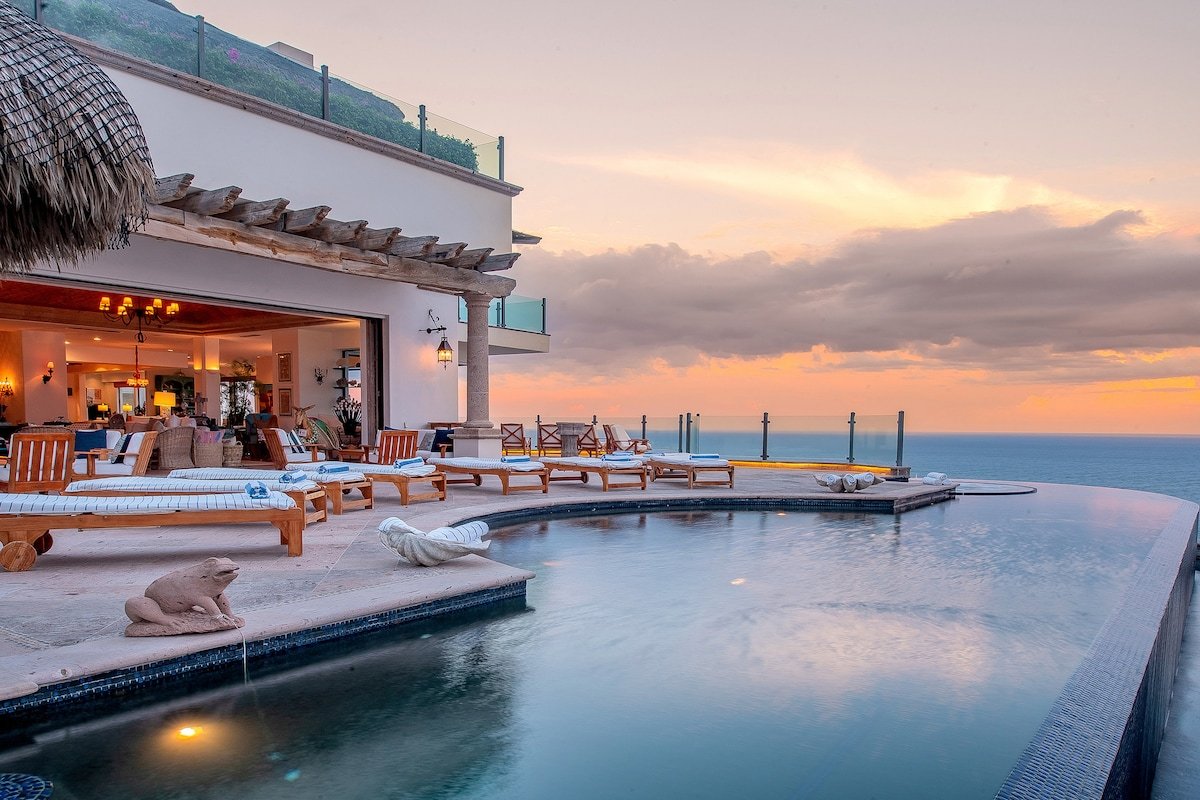 Oceanfront Views – Villa Turquesa by Cabo Villas gallery image 5