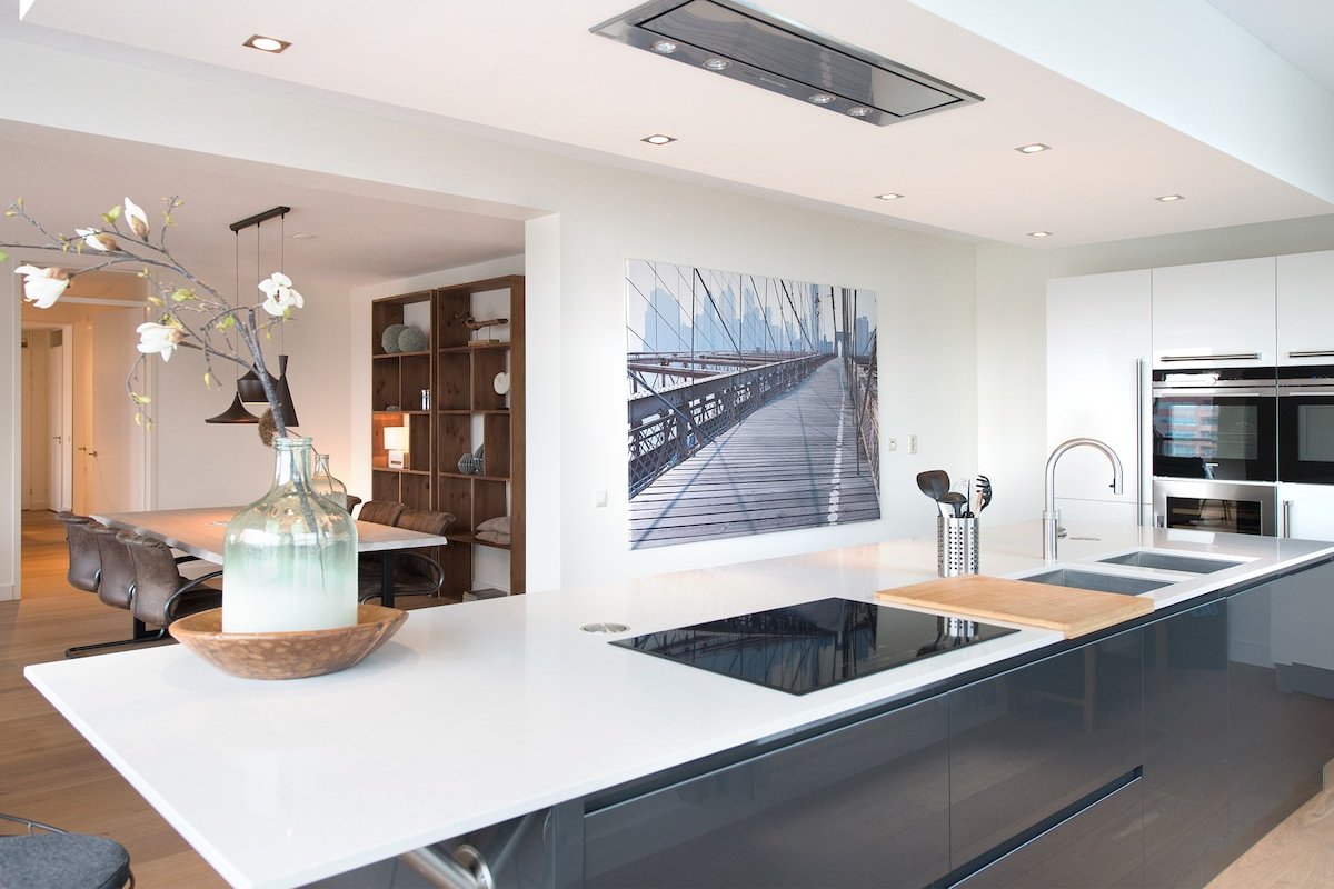 BizStay Harbour 70A Penthouse gallery image 3