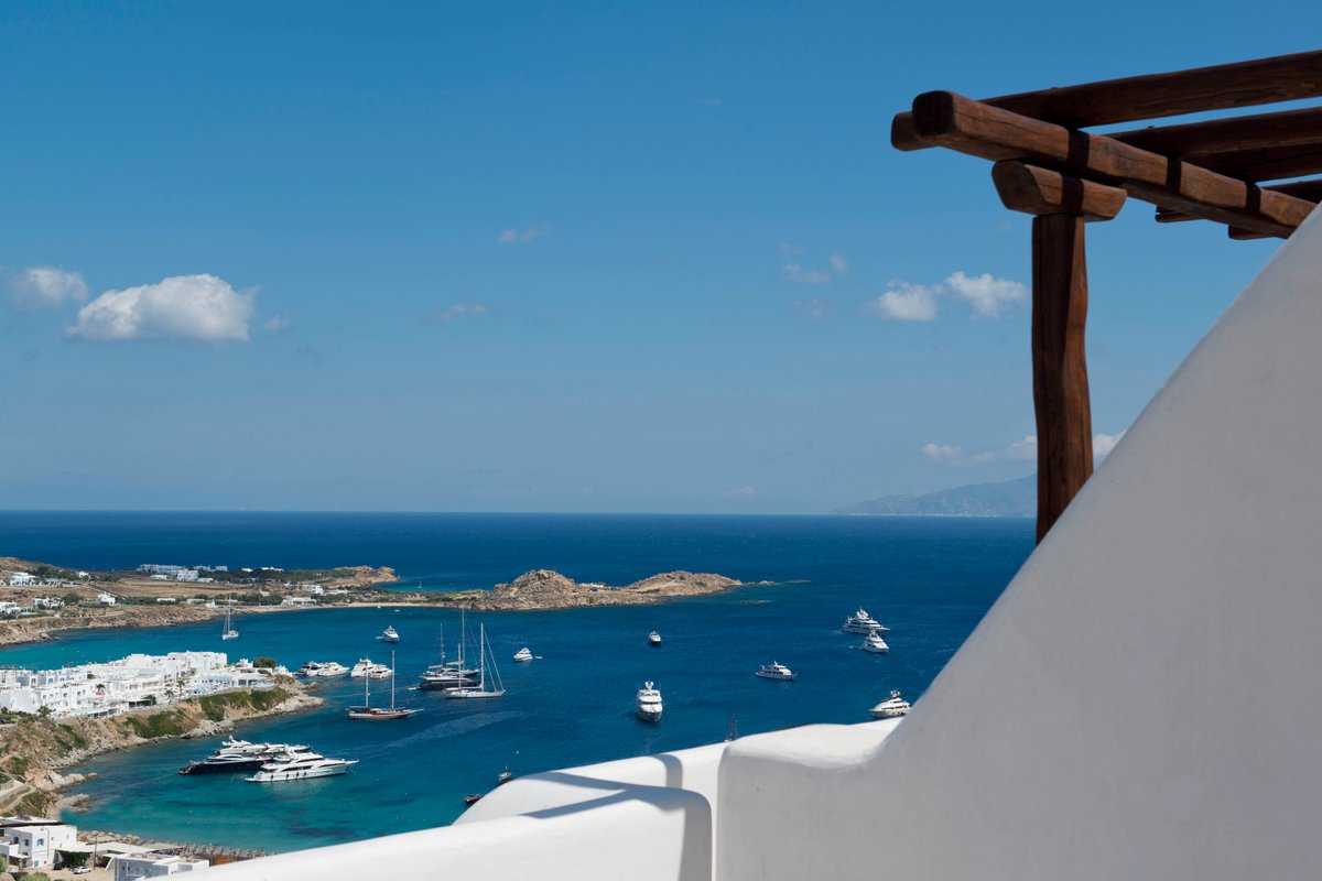 Private Heated Pool • BBQ • Villa Ammonite