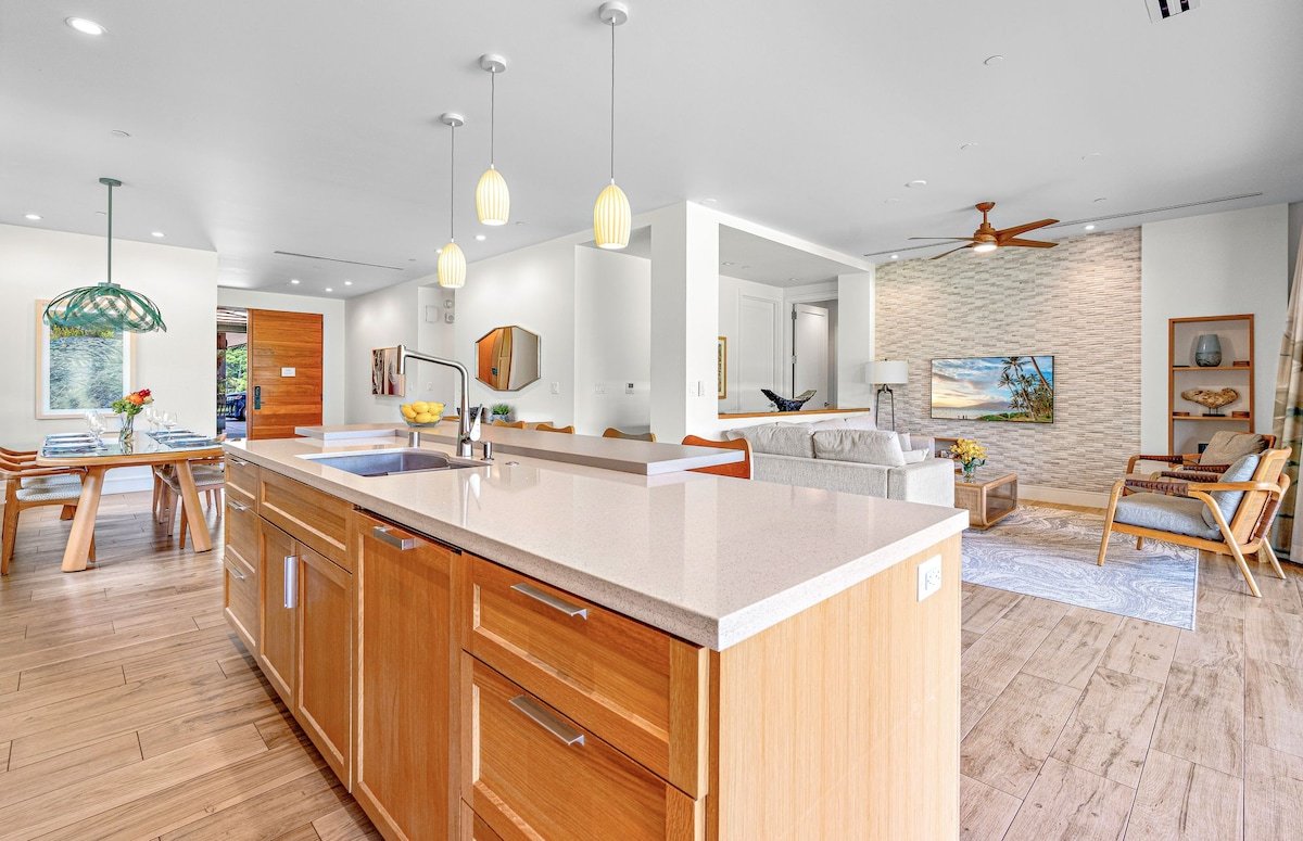 Maui Resort Rentals: Luana Garden Villas 18B gallery image 5