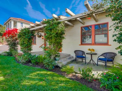 Bette’s Family Retreat: Walk to the Beach.