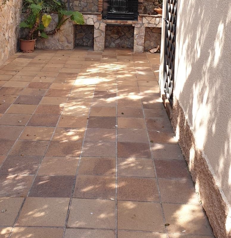 Villa with sea views, private pool, near beach gallery image 3