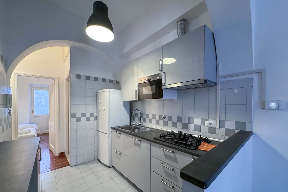 2 Apartments near St. Peter’s, Vatican & Center gallery image 4