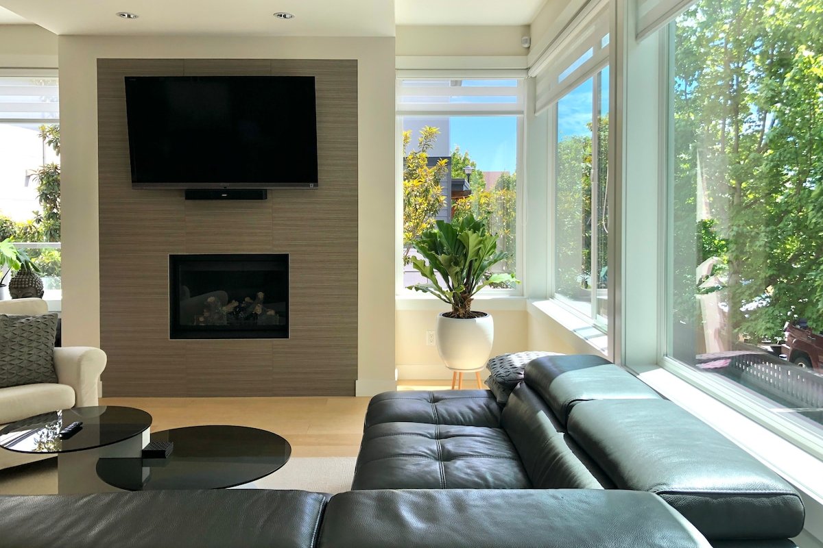 “Sea Breeze” West Coast Ocean View House, Victoria gallery image 5