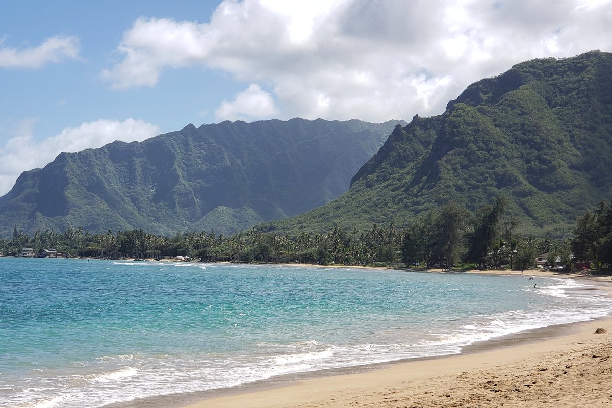 Ocean Views, Steps from Beach – 3 Bedroom/2 Bath