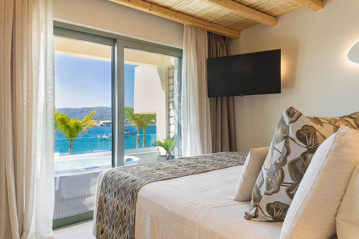 Sirin Luxury Suites 1st floor Sea Front