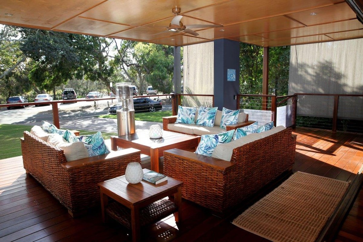 Aloha from Moffat Beach gallery image 5