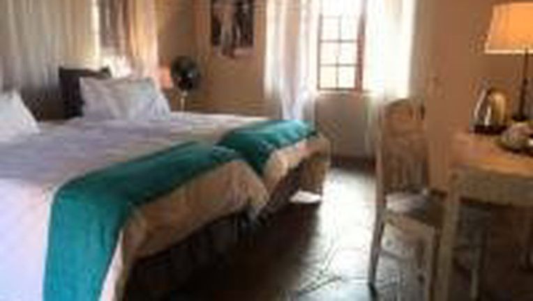 Okutala Etosha Lodge Hilltop Chalets