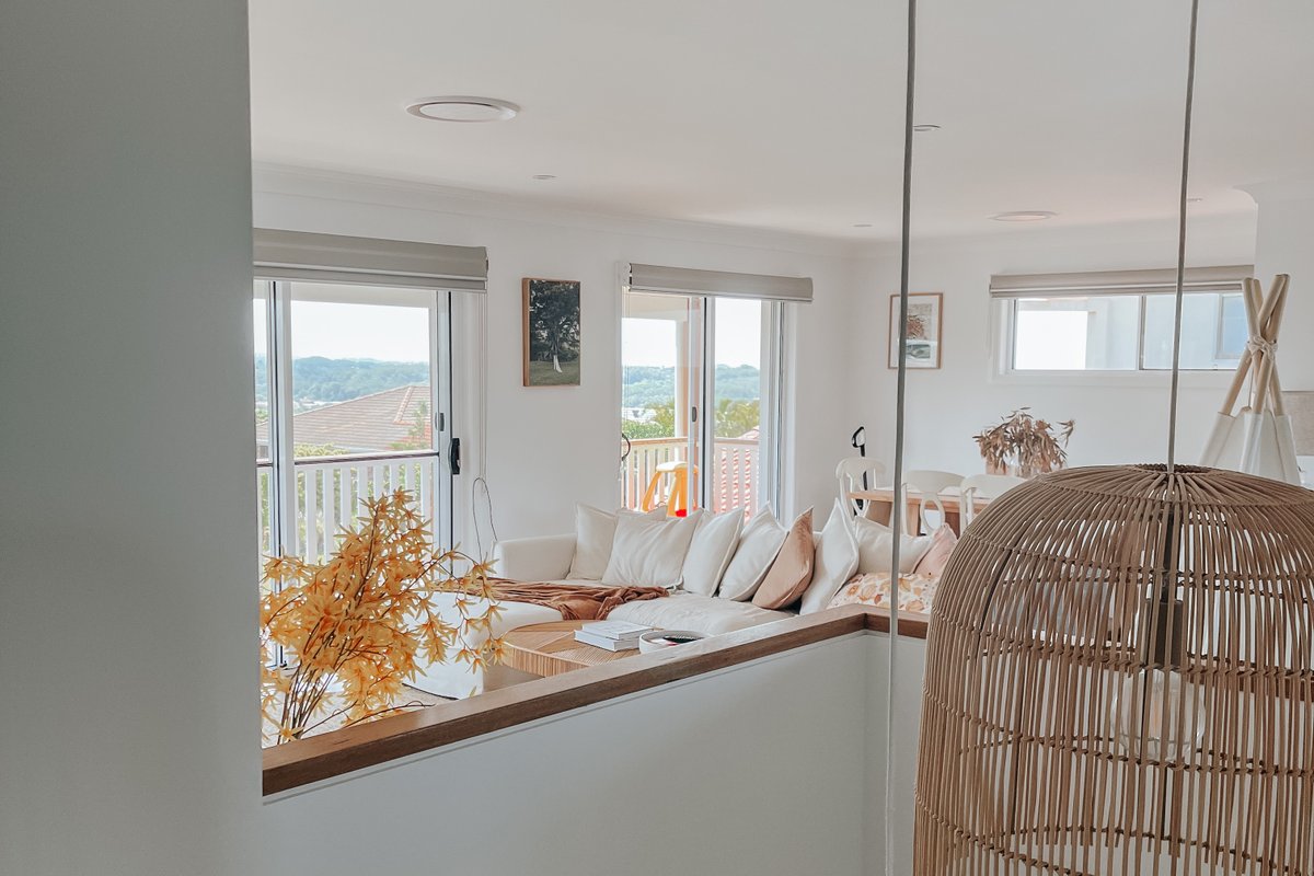 Pool, cinema, waterslide and views!