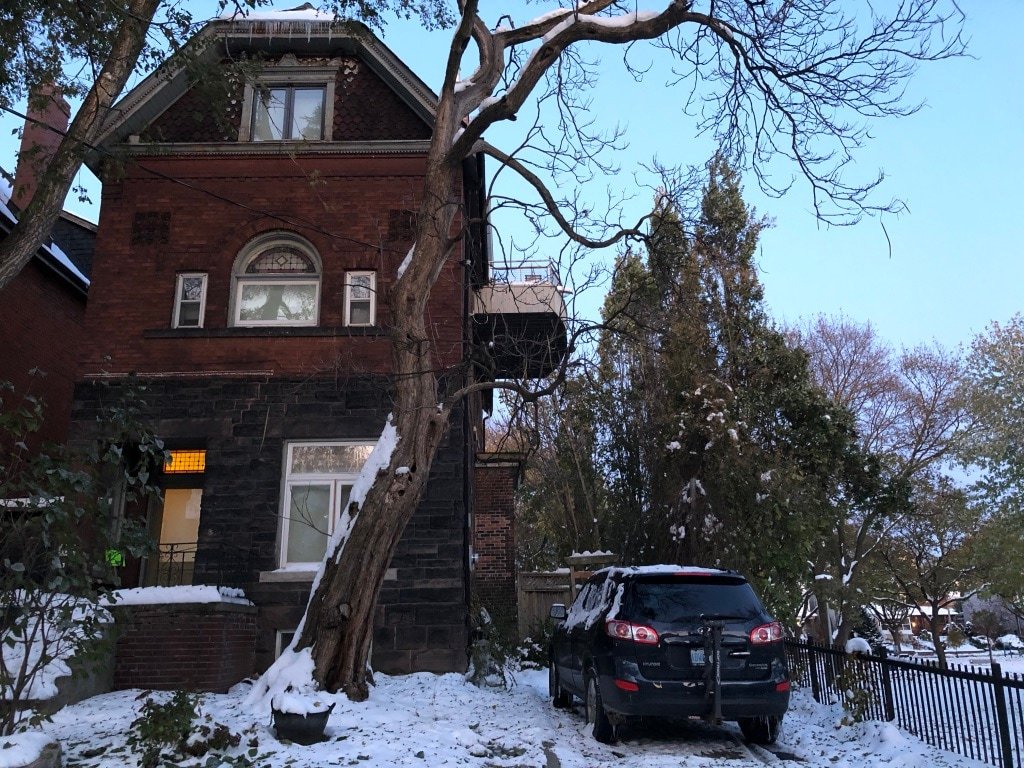 Modern Victorian Home in Little Italy gallery image 2