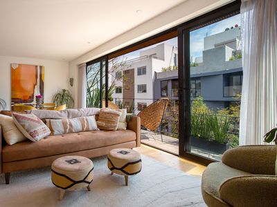 Sunny Condesa Apartment with AC & Private Rooftop