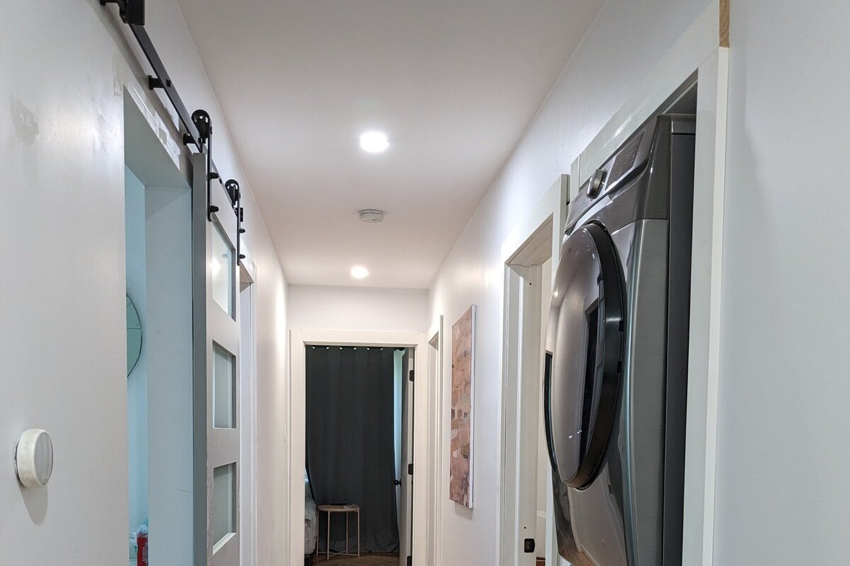 Midtown Modern w/ King Bed gallery image 5