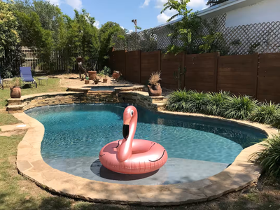 Fun Pool&Spa SoCo Oasis w/Casita