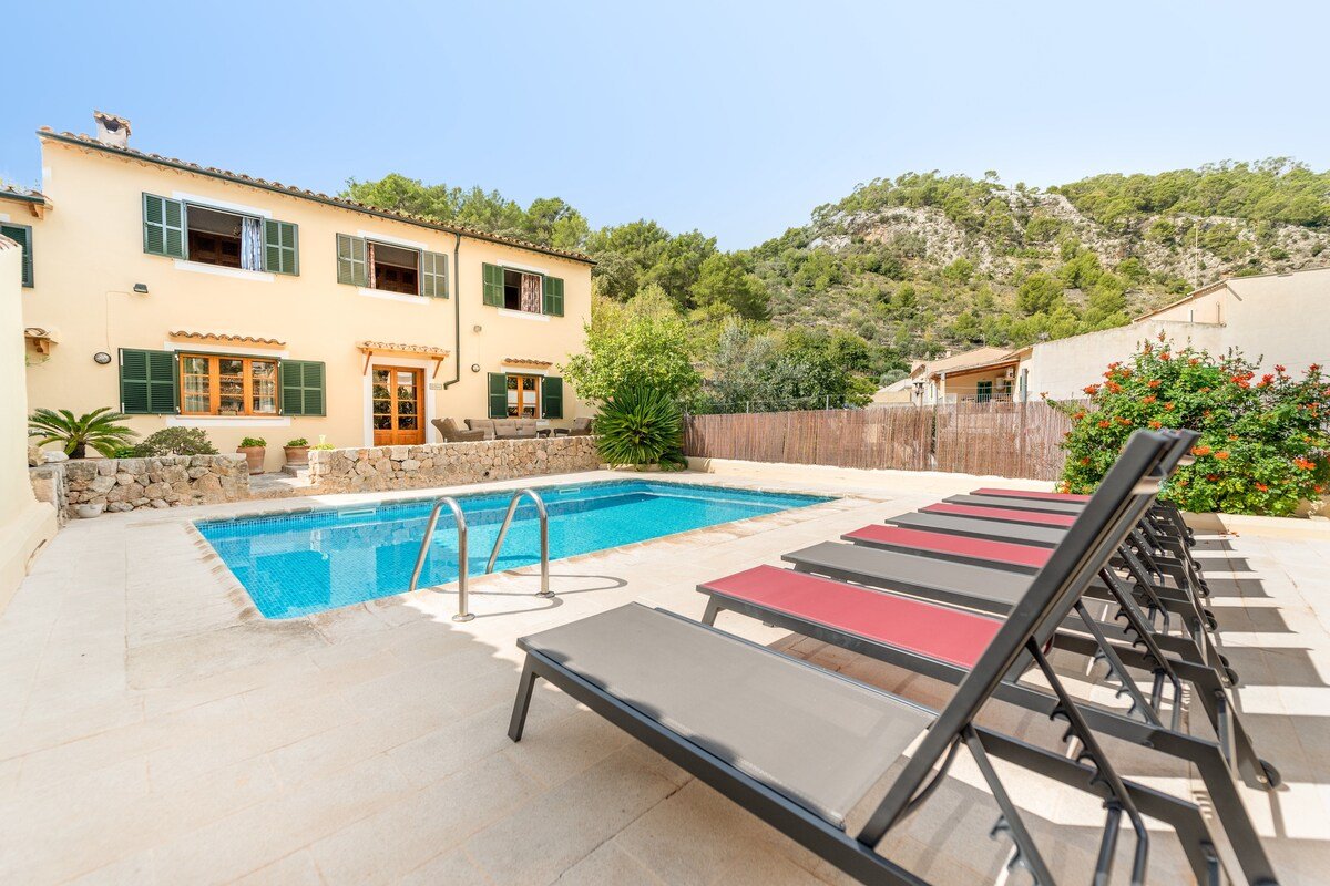 Can Roseta gallery image 2