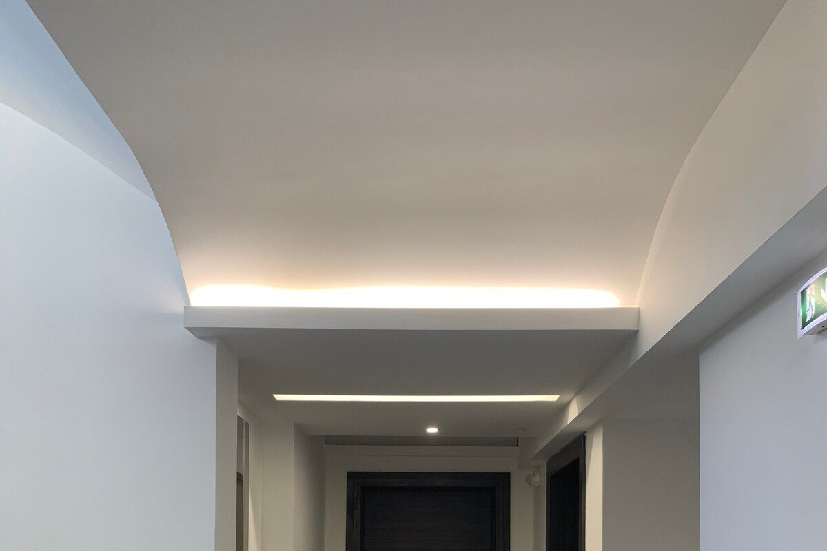 Fab New Flat in Central Athens w/ Acropolis Views gallery image 5