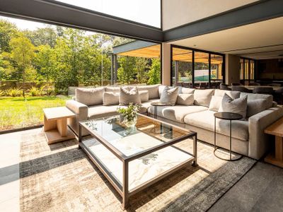 Casa Cundi – Contemporary Living in Nature