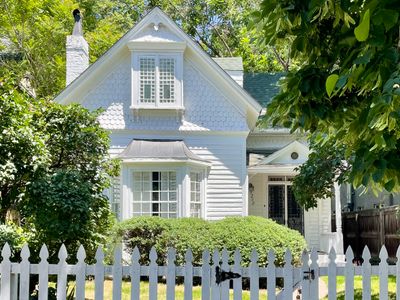 “The Cottage” Downtown Denver