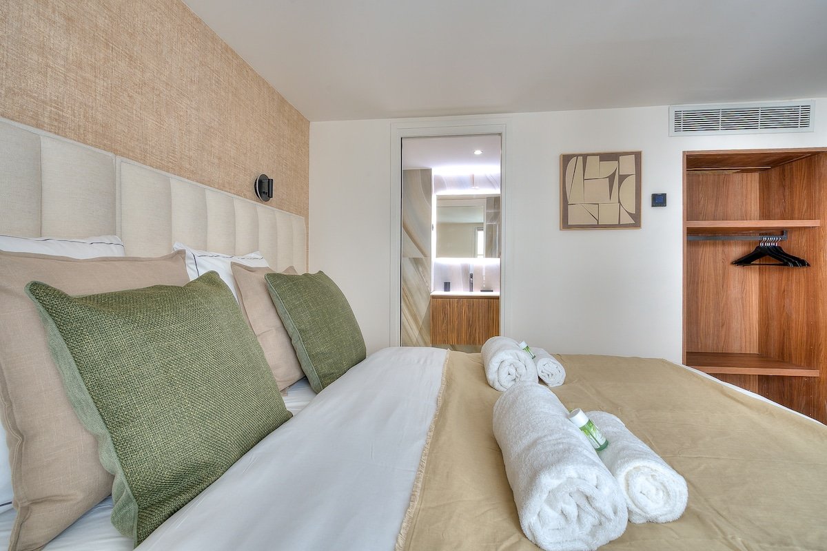 3-chambres luxueux et familial -Vendôme- Climatisé gallery image 5