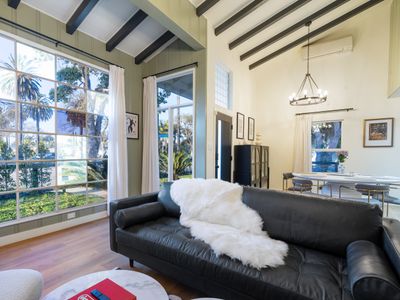 Luxe Long Beach Villa Heated Pool & Backyard Oasis