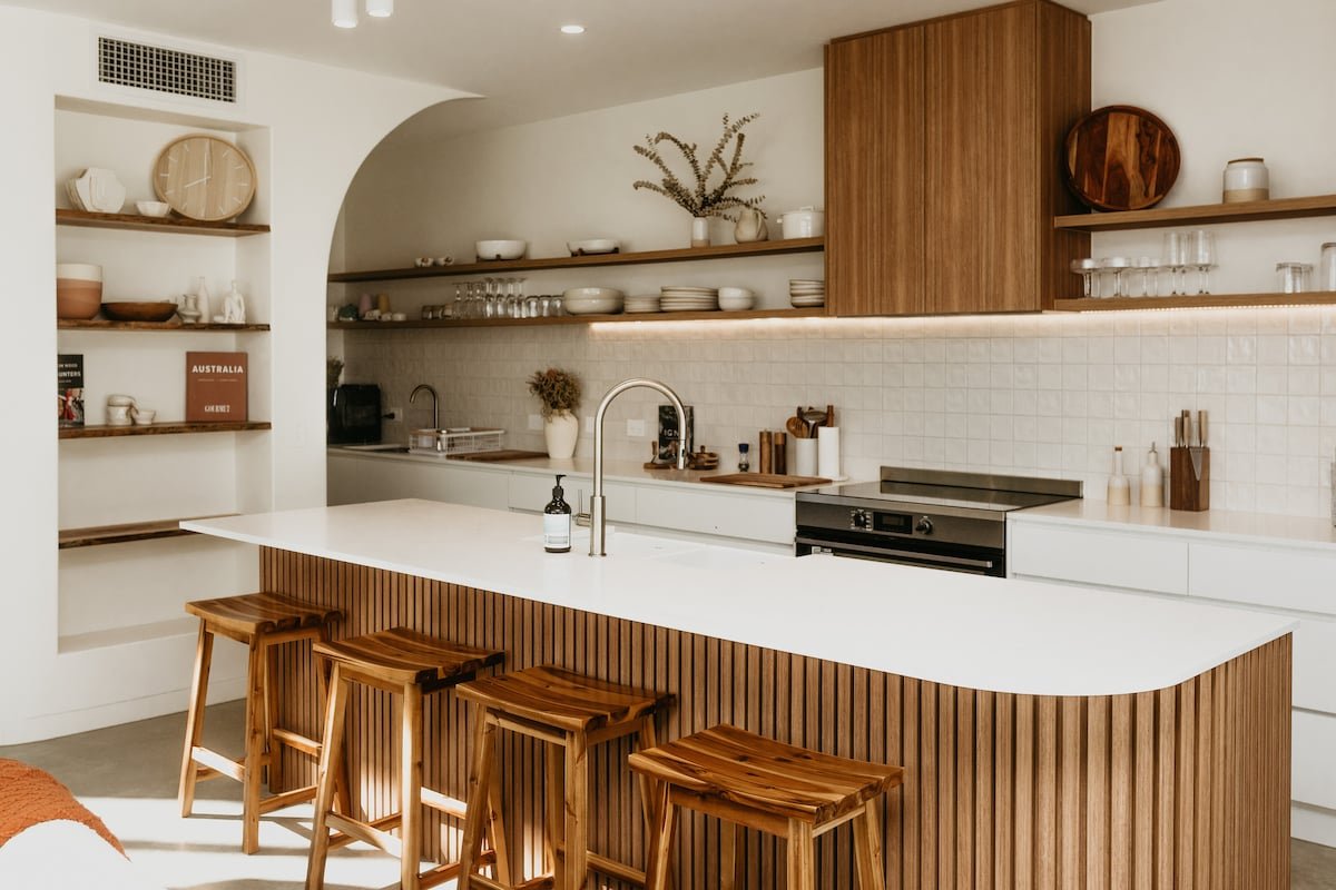 Beach side Villa, with a heated pool! gallery image 4