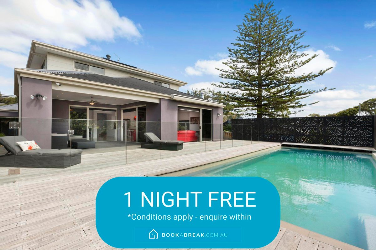 Tyrone Beachside Luxury | Home Theatre & Study