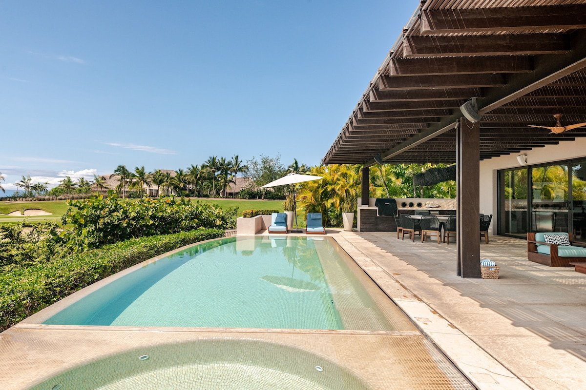 Porta Fortuna Villa With Pool, Bay and Golf Views