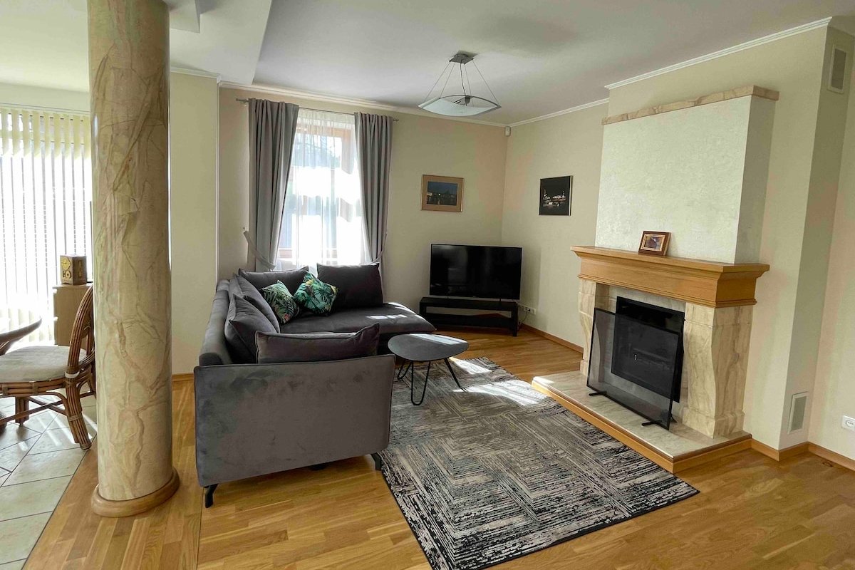 Cozy private house in Riga gallery image 2