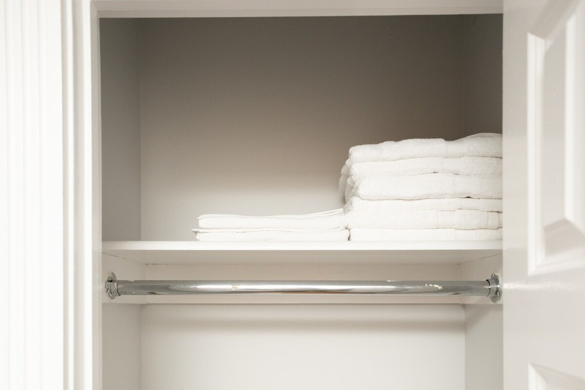 East Village Two Bedroom (2 Bathroom) gallery image 5