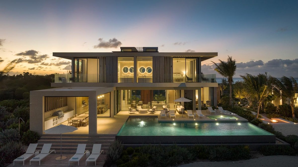 Emerald Breeze – Understated Luxury in Grace Bay