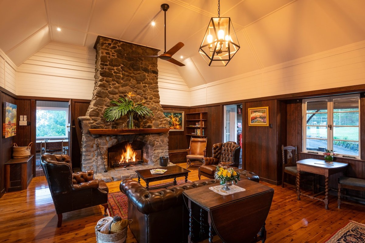 Historic French style mountaintop scenic homestead gallery image 4