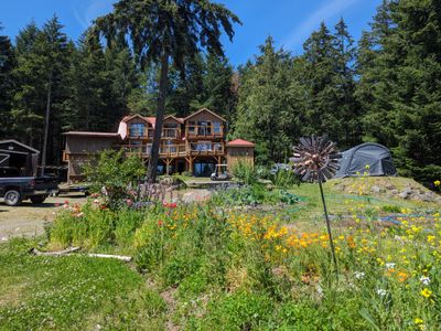 Galiano Grow House Farm Stay