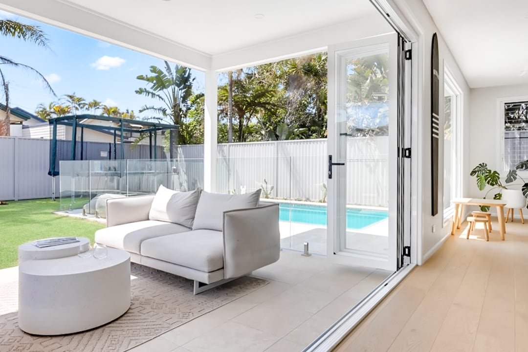 Cabablanca – Coastal Luxe with Magnesium Pool gallery image 2