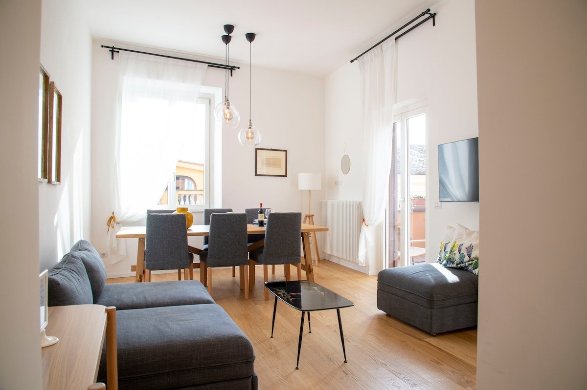 DIECI at Spanish Step – Belsiana Luxury Apartment gallery image 3