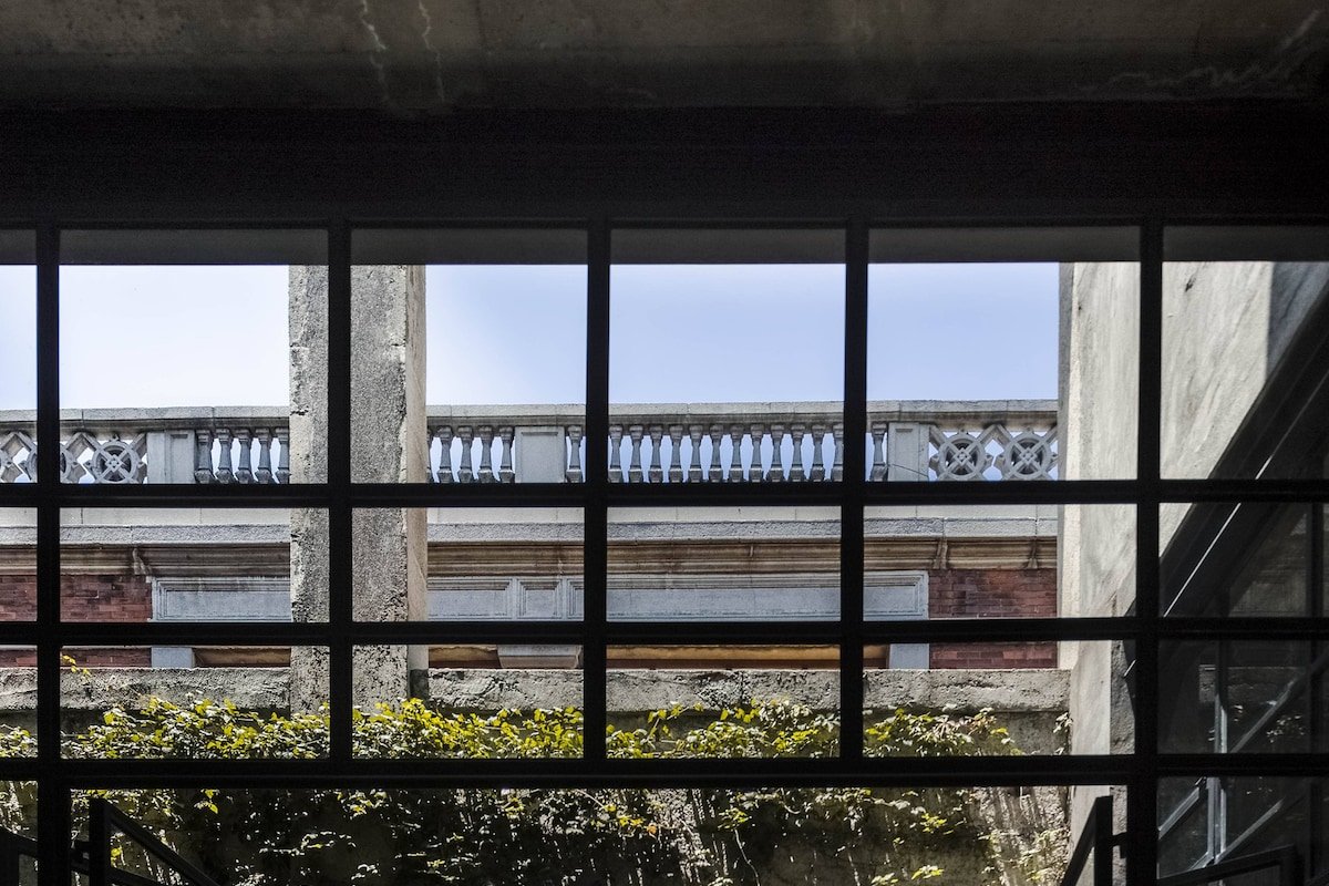 xolo stays/ 19century historic monument townhouse gallery image 5