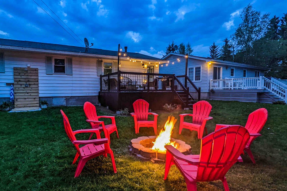 Sea Shanty: Beach Escape with BBQ & Outdoor Shower