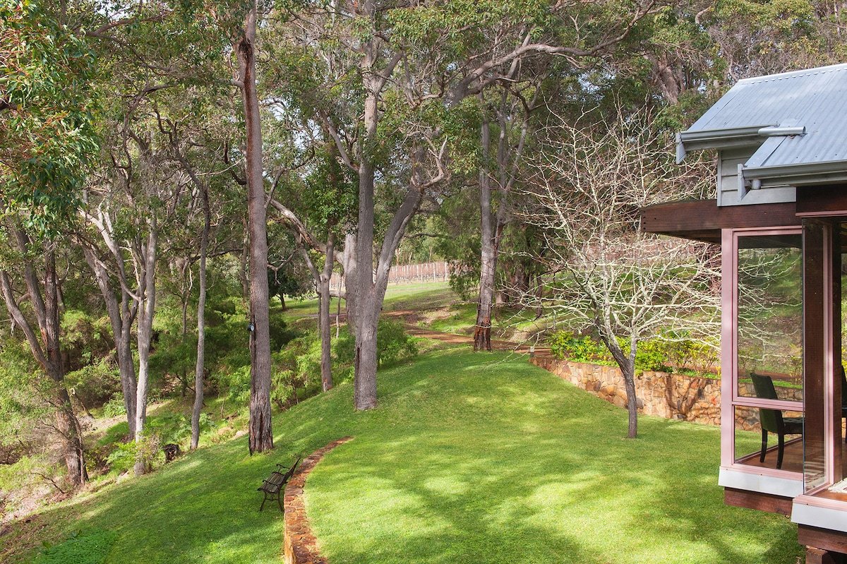 Wilyabrup River Retreat- Flutes Estate, Marg River gallery image 4