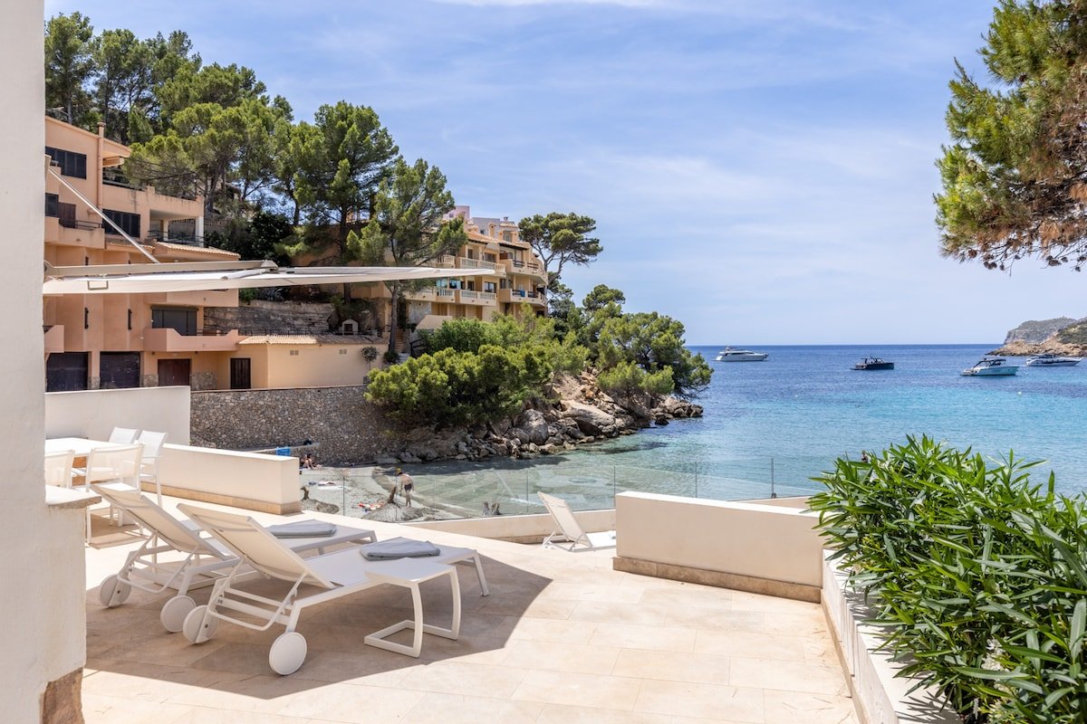 Villa Arlequín – Luxury Beachfront gallery image 2