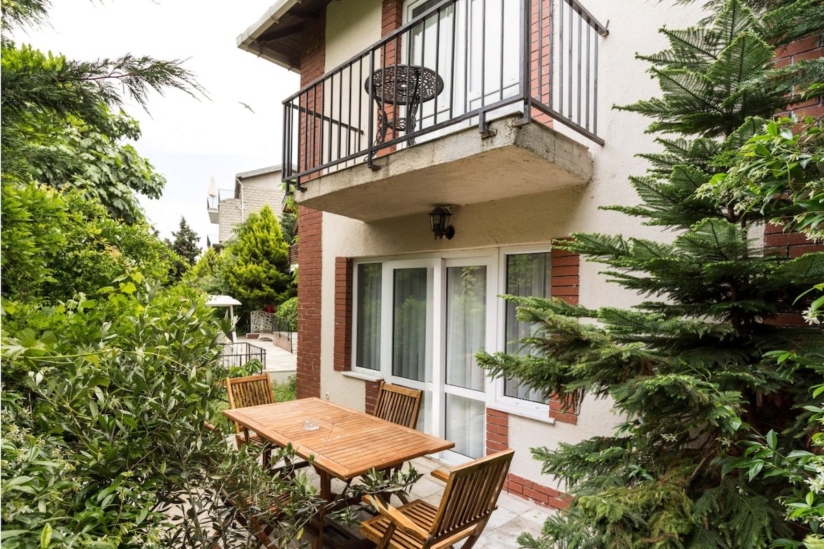 Superior Villa gallery image 2